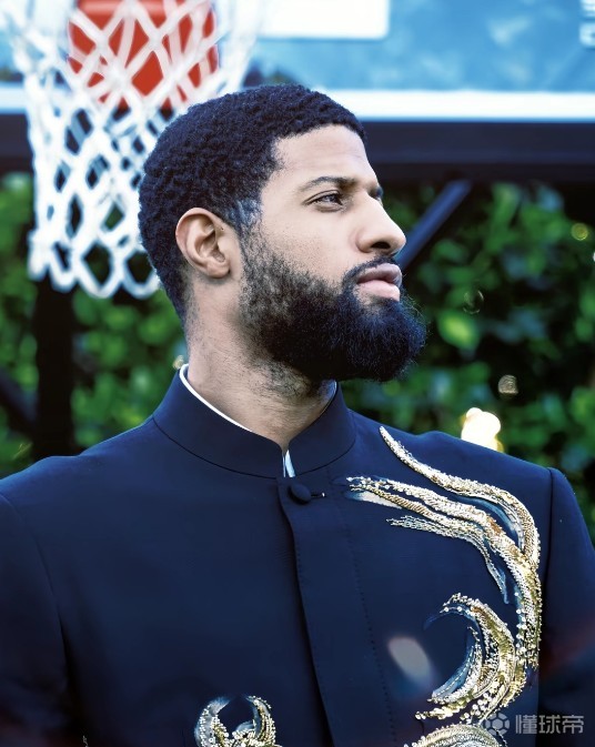 喜迎本命年，36岁保罗-乔治分享中式马年穿搭