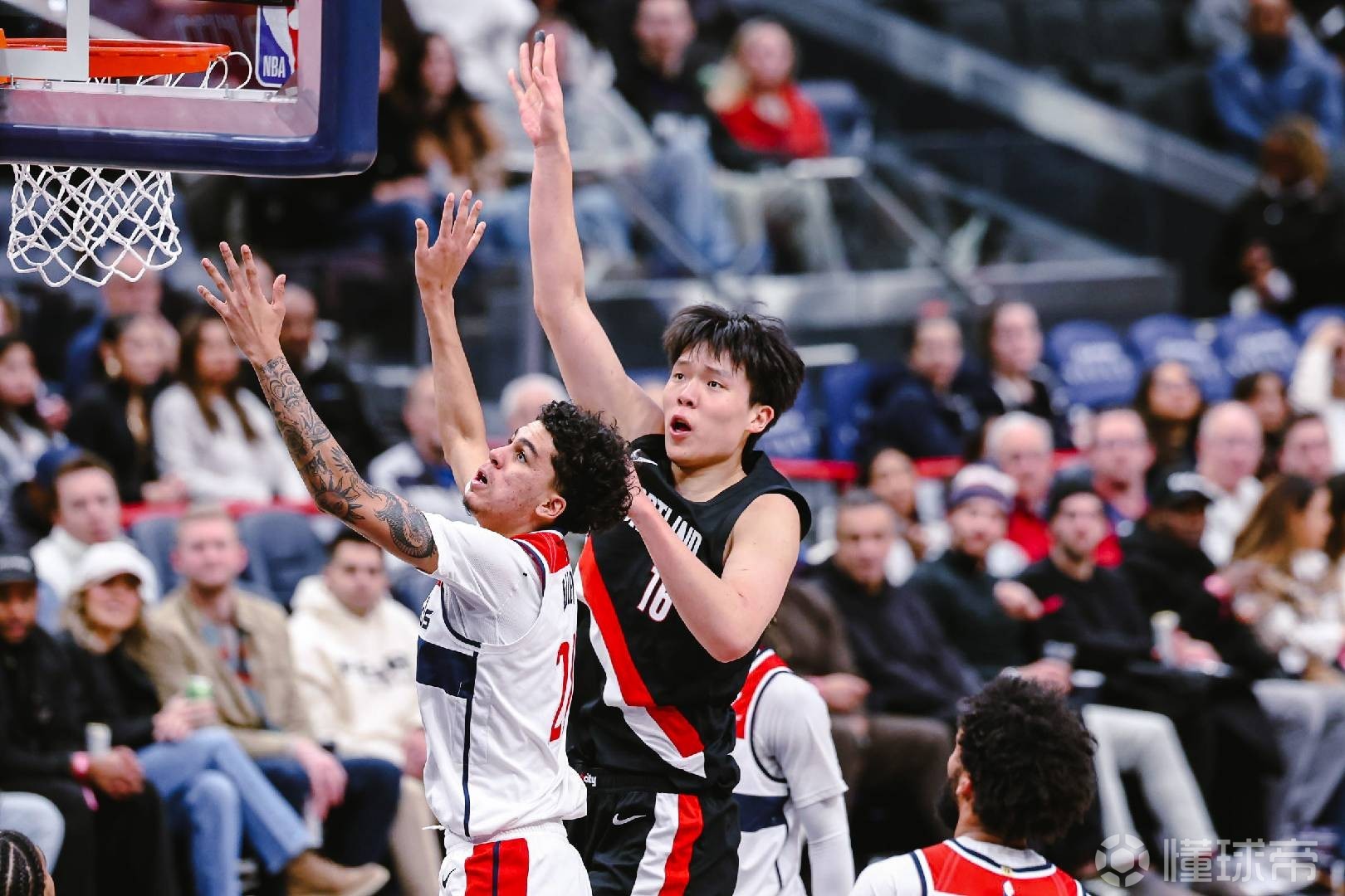 拓媒：杨瀚森在场上太笨拙，这样很难在NBA生存