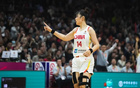 中国女篮半场领先南苏丹10分：张子宇8分 李月汝2分3犯规低迷