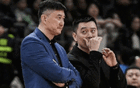 杨鸣：杜锋一直肩扛压力顶着球队前进，每个教练员都值得尊重